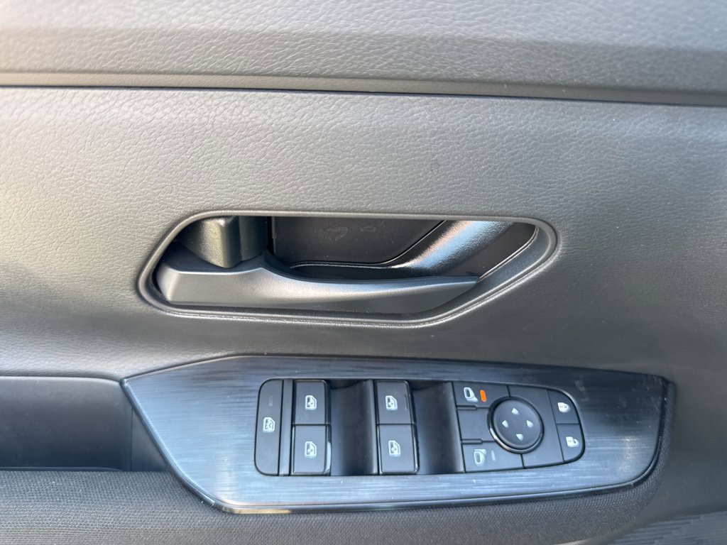New 2026 Nissan Kicks S AWD/4WD image 8