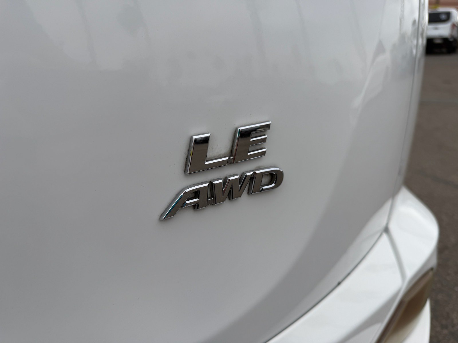 Used 2016 Toyota RAV4 LE AWD/4WD image 9
