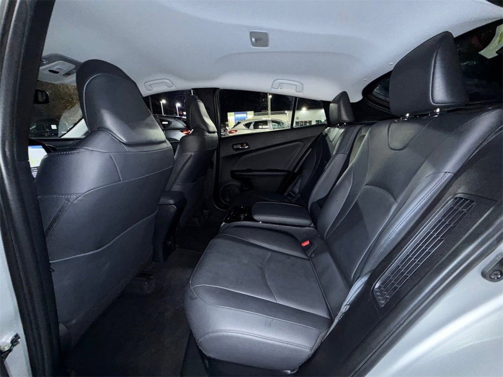 Used 2018 Toyota Prius Prime Advanced image 20