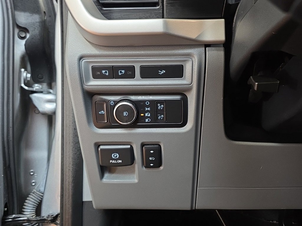 Used 2022 Ford F150 XLT w/ Equipment Group 302A High image 29