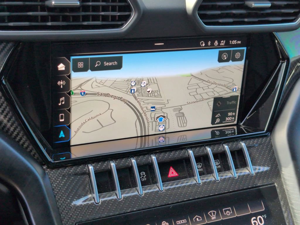 Used 2022 Lamborghini Urus image 21