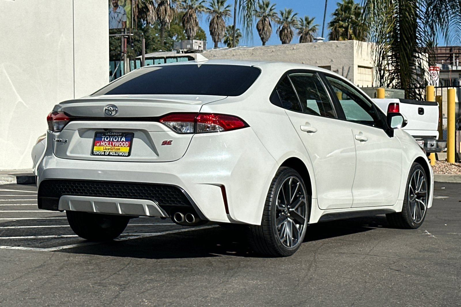 Used 2020 Toyota Corolla SE image 4