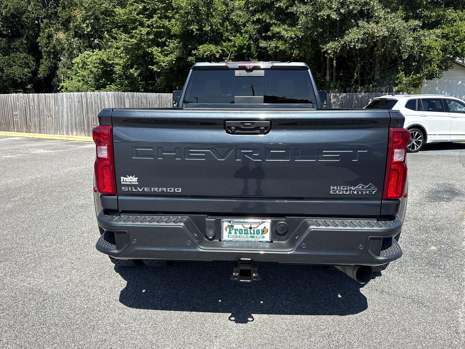 Used 2020 Chevrolet Silverado 3500 High Country w/ LPO, Hitch Package AWD/4WD image 4