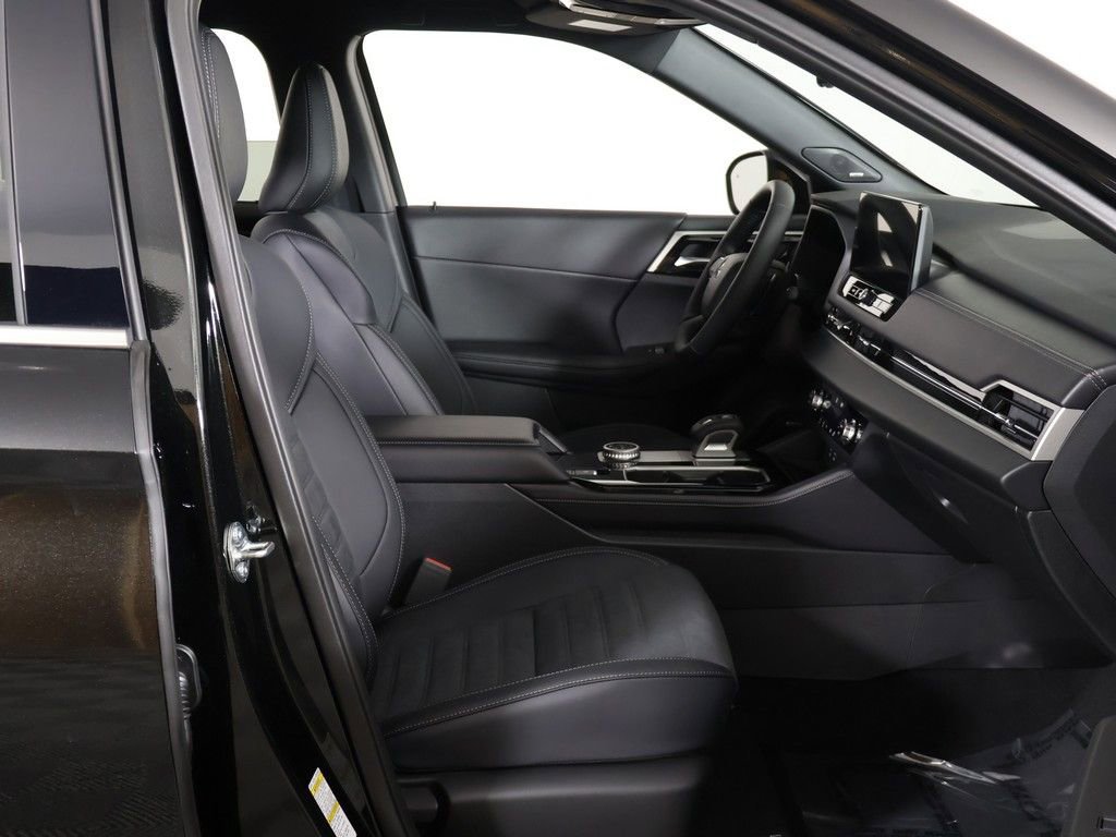 New 2026 Mitsubishi Outlander LE AWD/4WD image 27