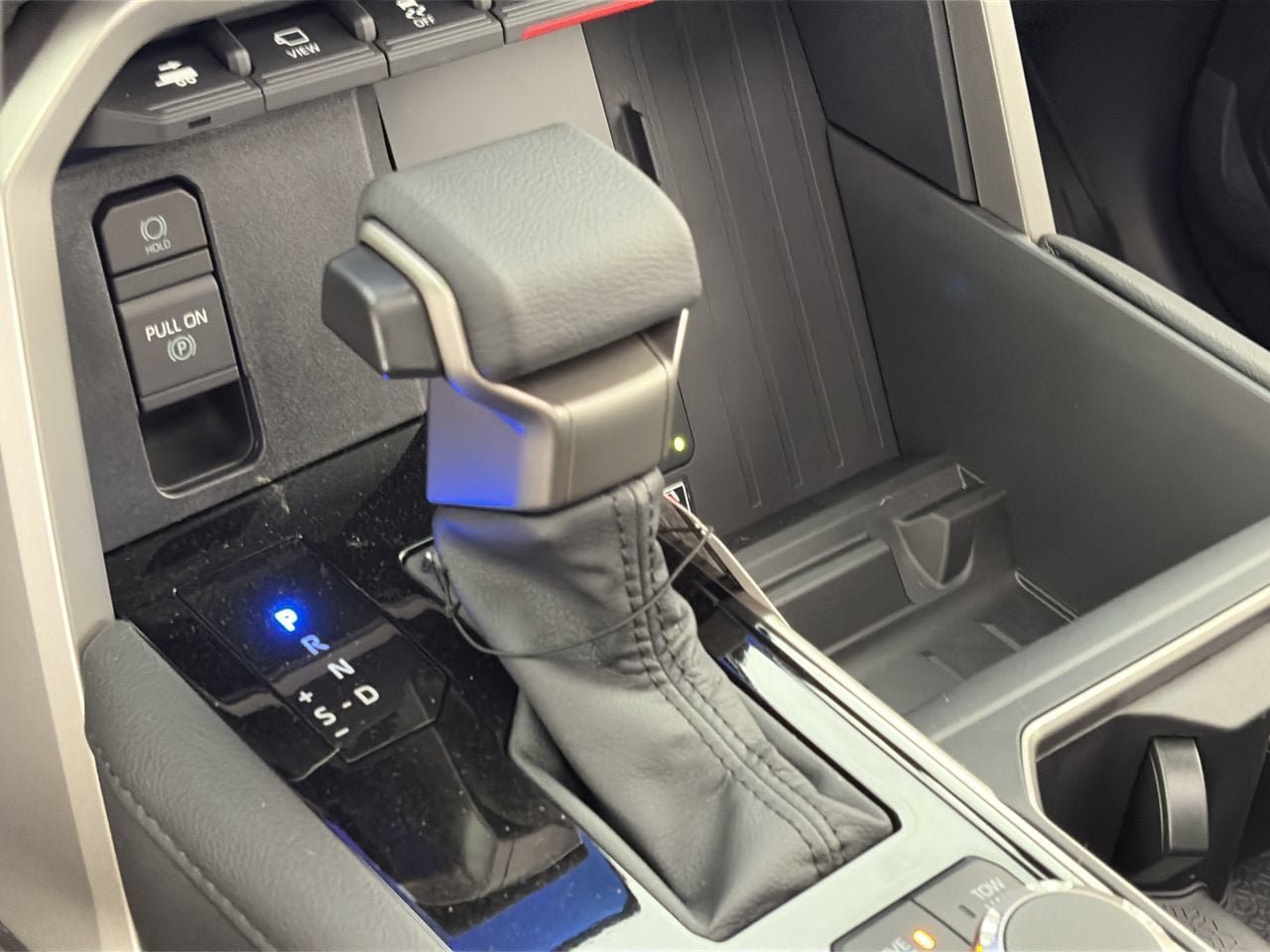 New 2026 Toyota Tundra Limited AWD/4WD image 14