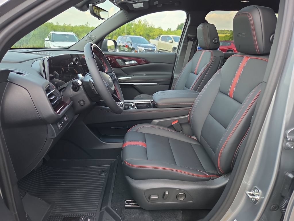 New 2027 Chevrolet Traverse RS w/ LPO, Floor Liner Package AWD/4WD image 25
