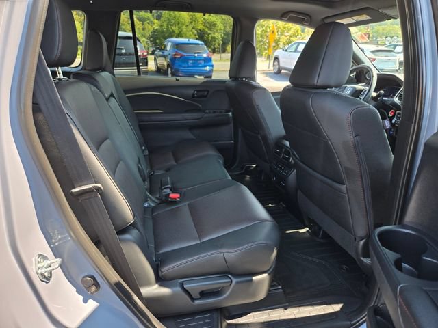 Used 2025 Honda Passport Black Edition image 22