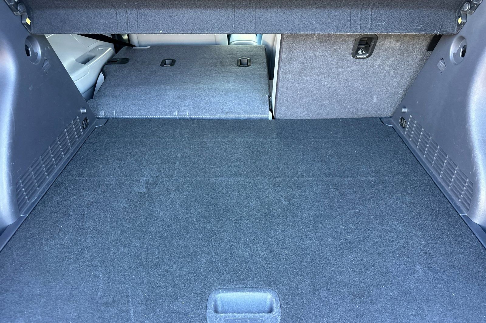 Used 2025 Hyundai Kona SEL image 12