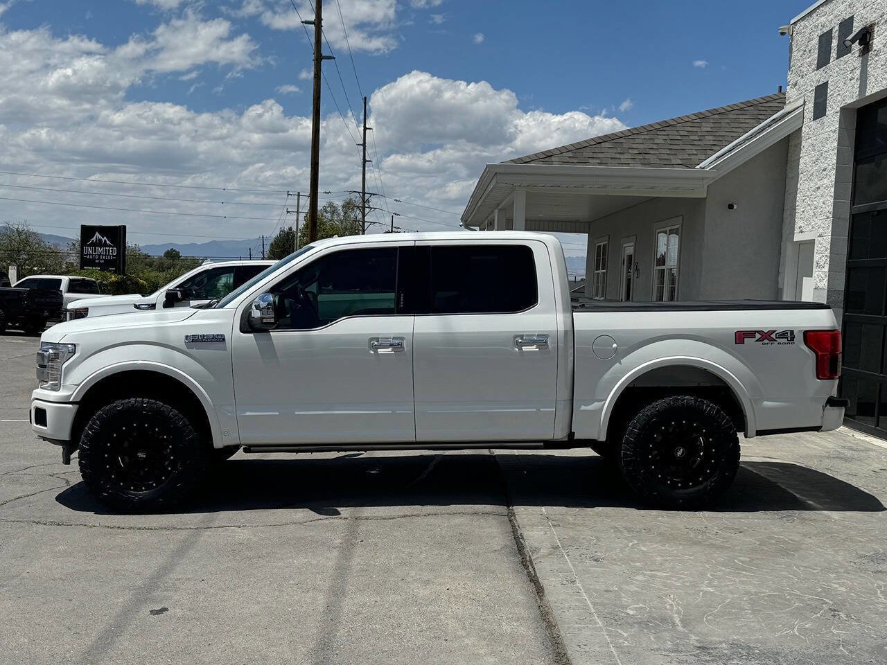 Used 2020 Ford F150 Platinum w/ Equipment Group 701A Luxury AWD/4WD image 10