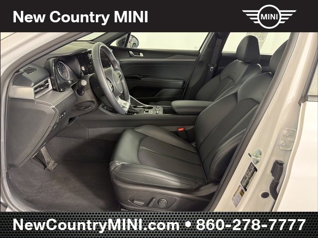 Used 2024 Kia K5 GT-Line w/ GT-Line Premium Package image 10