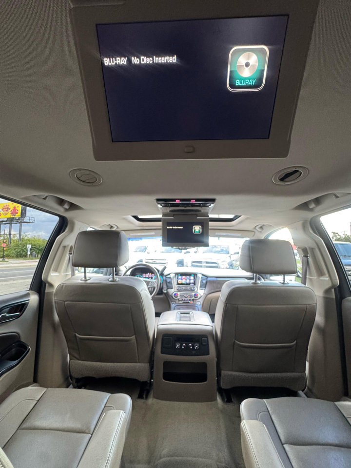 Used 2017 Chevrolet Suburban Premier image 19