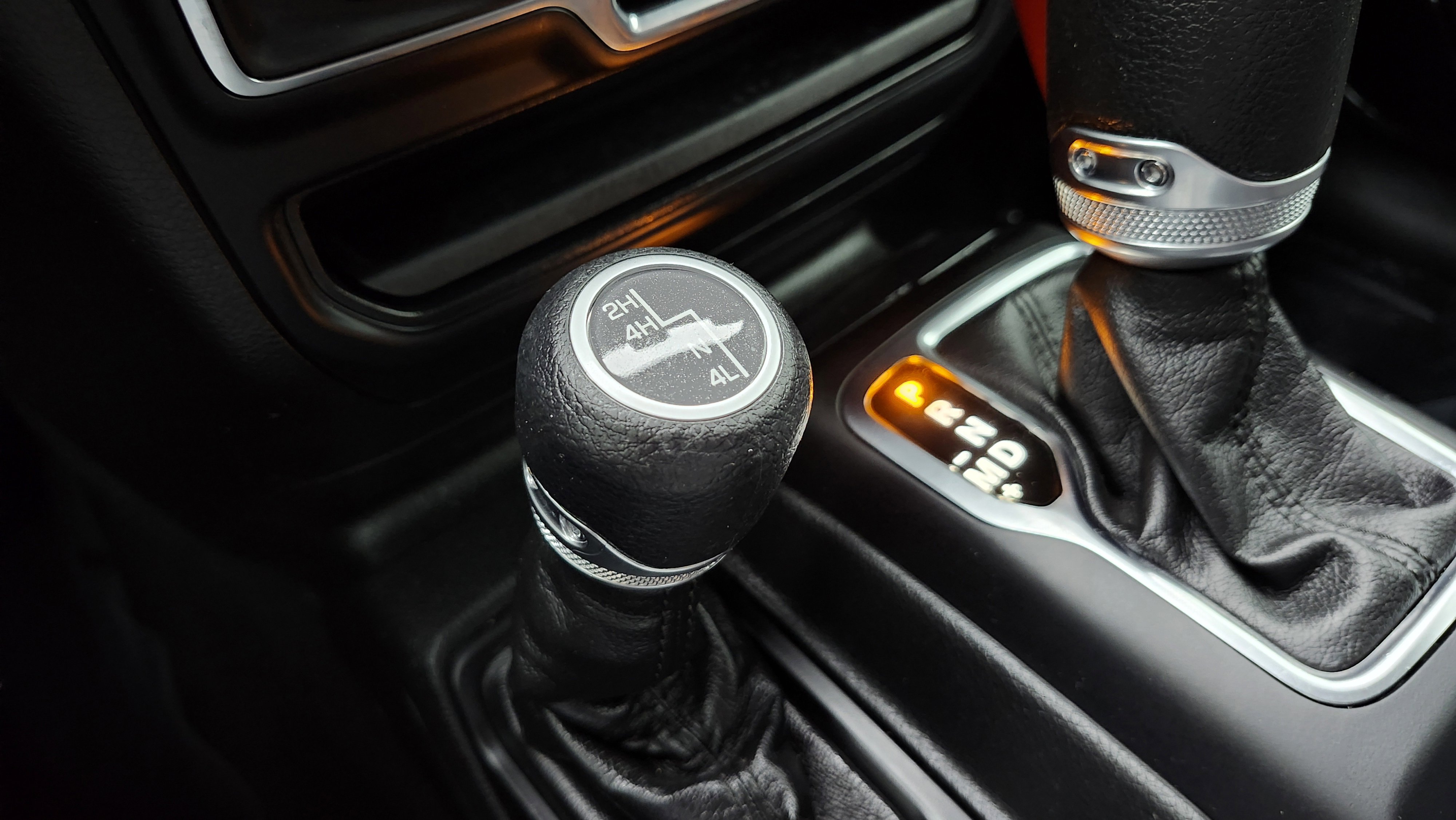 Used 2023 Jeep Wrangler Sport image 9