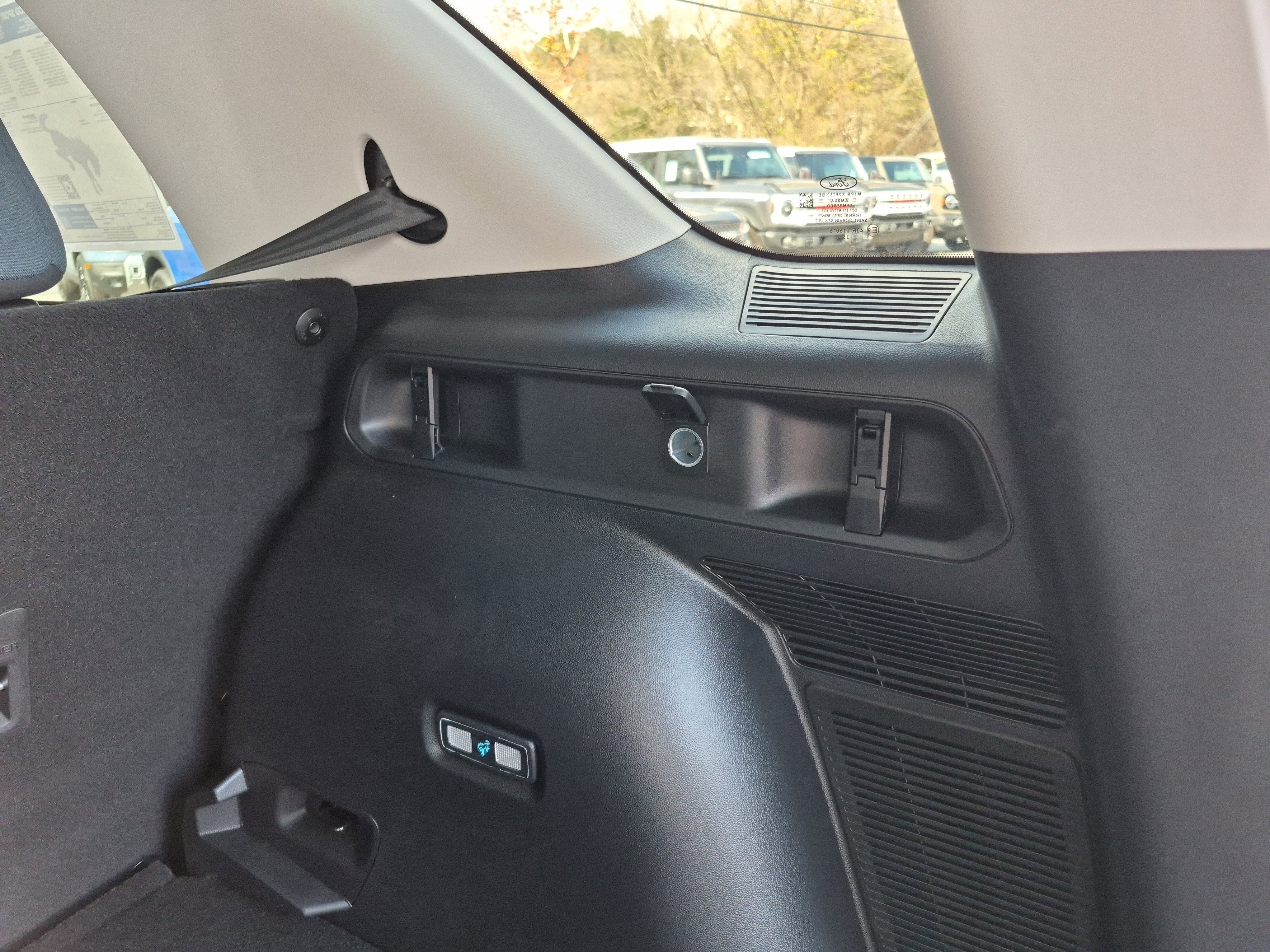 New 2025 Ford Bronco Sport Heritage w/ Convenience Package image 18