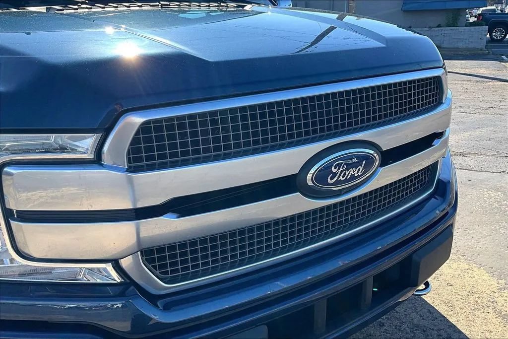 Used 2020 Ford F150 Platinum w/ Equipment Group 701A Luxury AWD/4WD image 32