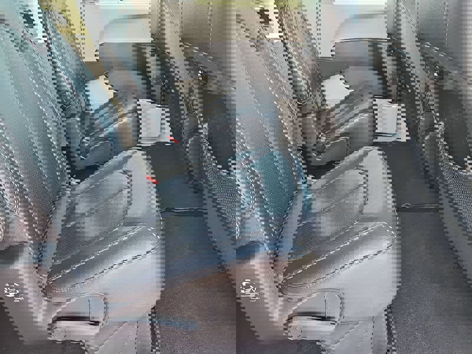 Used 2022 Chrysler Pacifica Touring-L image 21