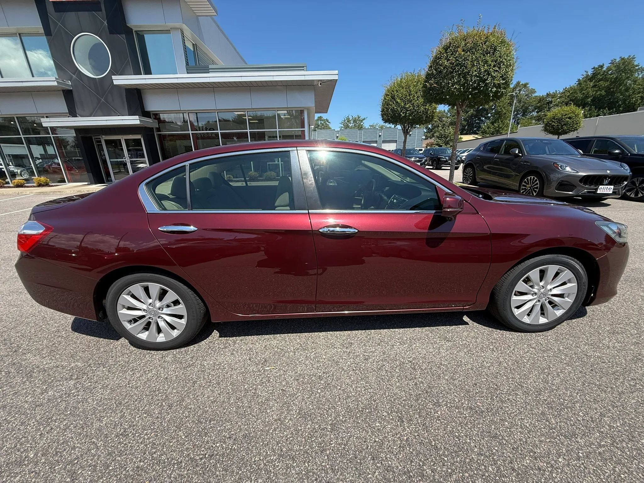 Used 2015 Honda Accord EX image 8
