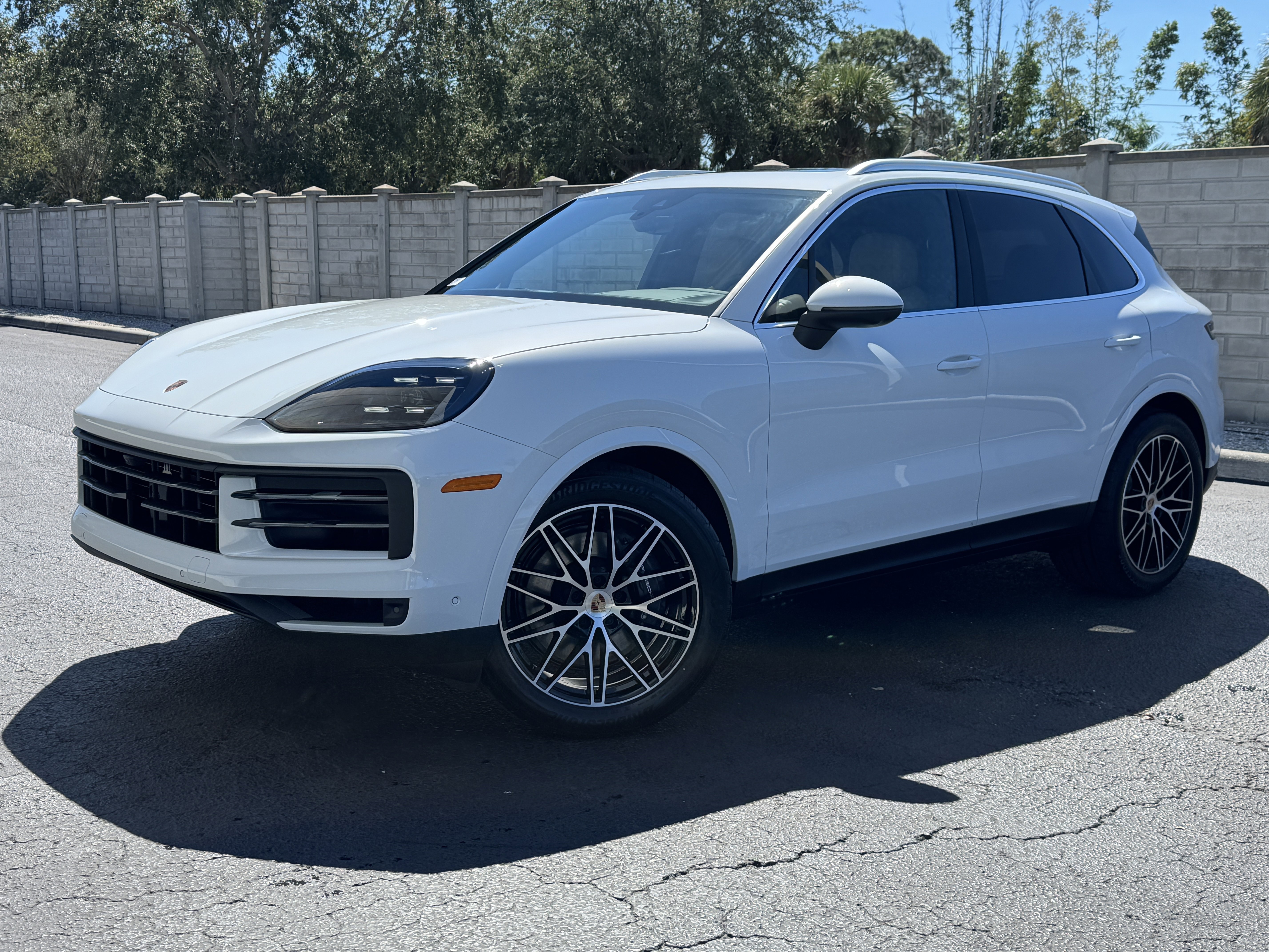 New 2026 Porsche Cayenne video 1