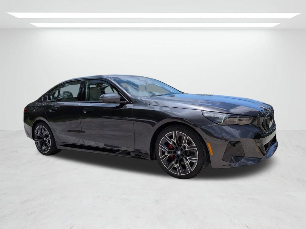 New 2027 BMW 530i RWD image 2