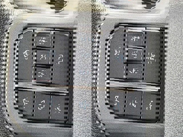 Certified 2022 Ford F150 XLT w/ Equipment Group 302A High image 33