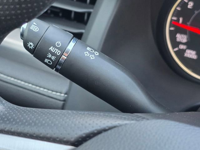 Certified 2023 GMC Acadia SLE image 37