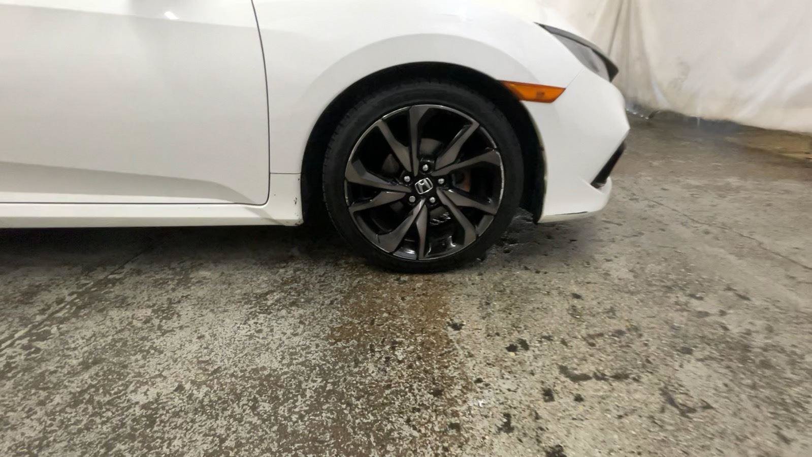 Used 2019 Honda Civic Sport image 18