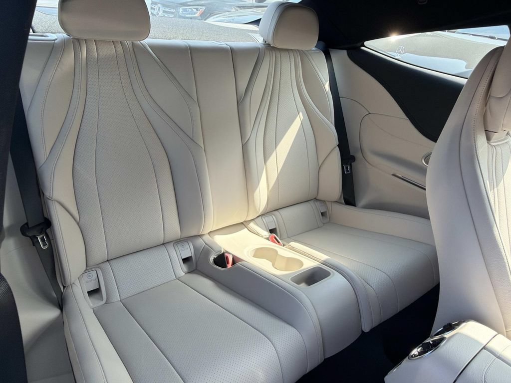 Used 2026 Mercedes-Benz CLE 450 4MATIC Coupe image 9
