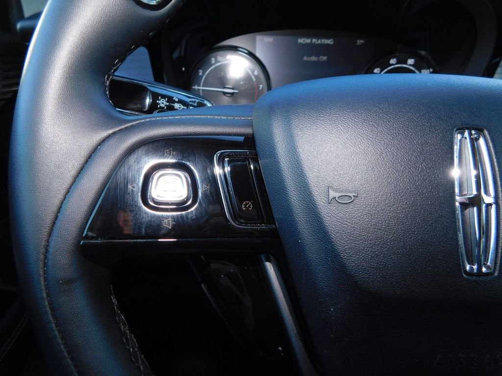 Used 2022 Lincoln Corsair AWD w/ Equipment Group 101A image 28