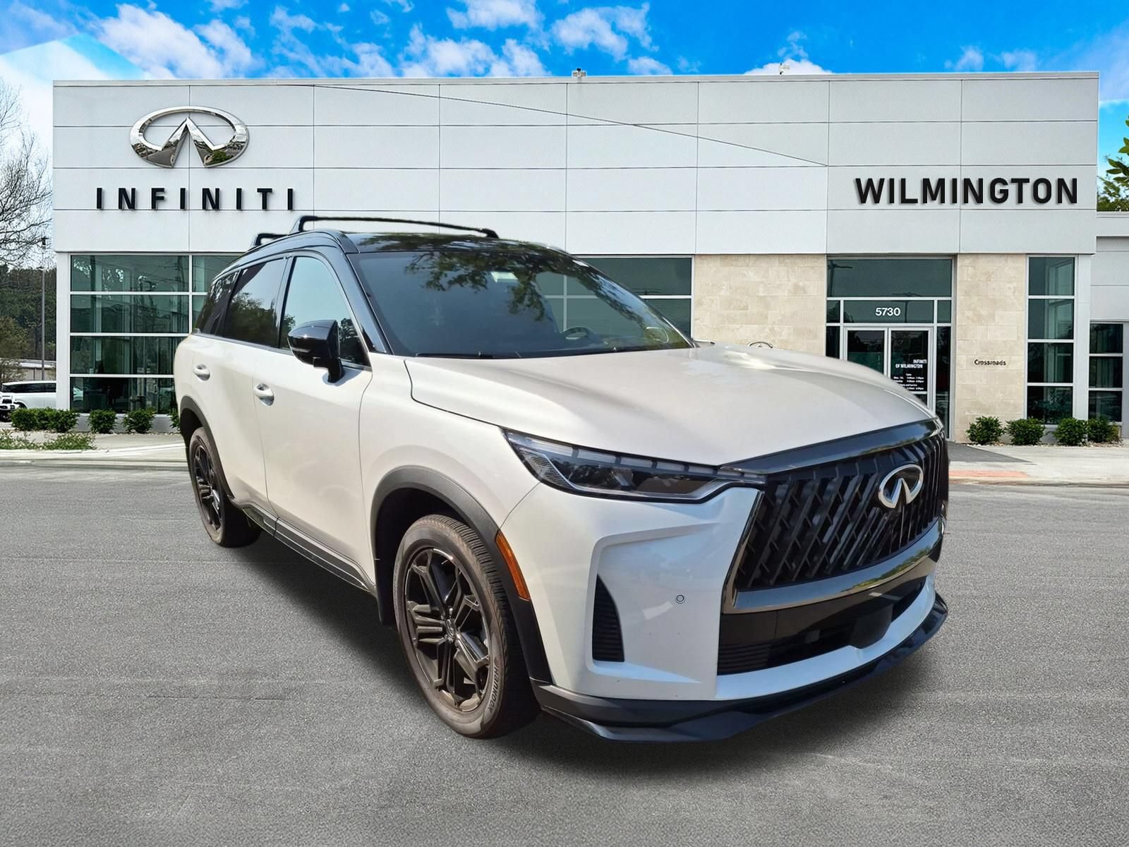 Used 2026 INFINITI QX60 Sport w/ Dark Cargo Package AWD/4WD image 1