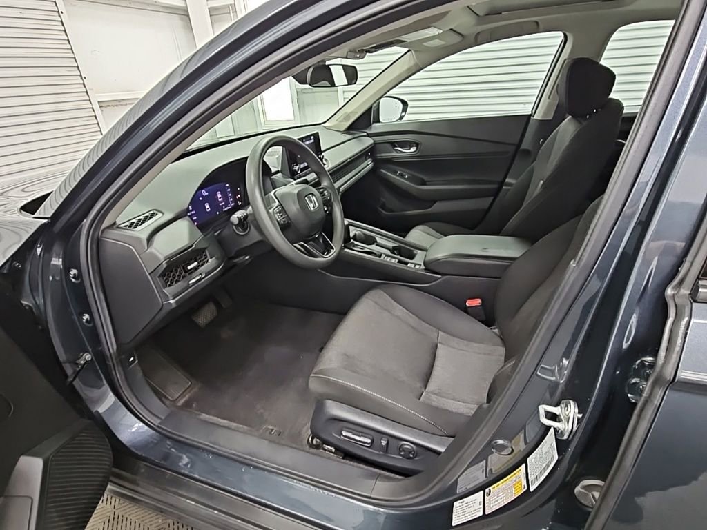 Used 2024 Honda Accord EX image 10