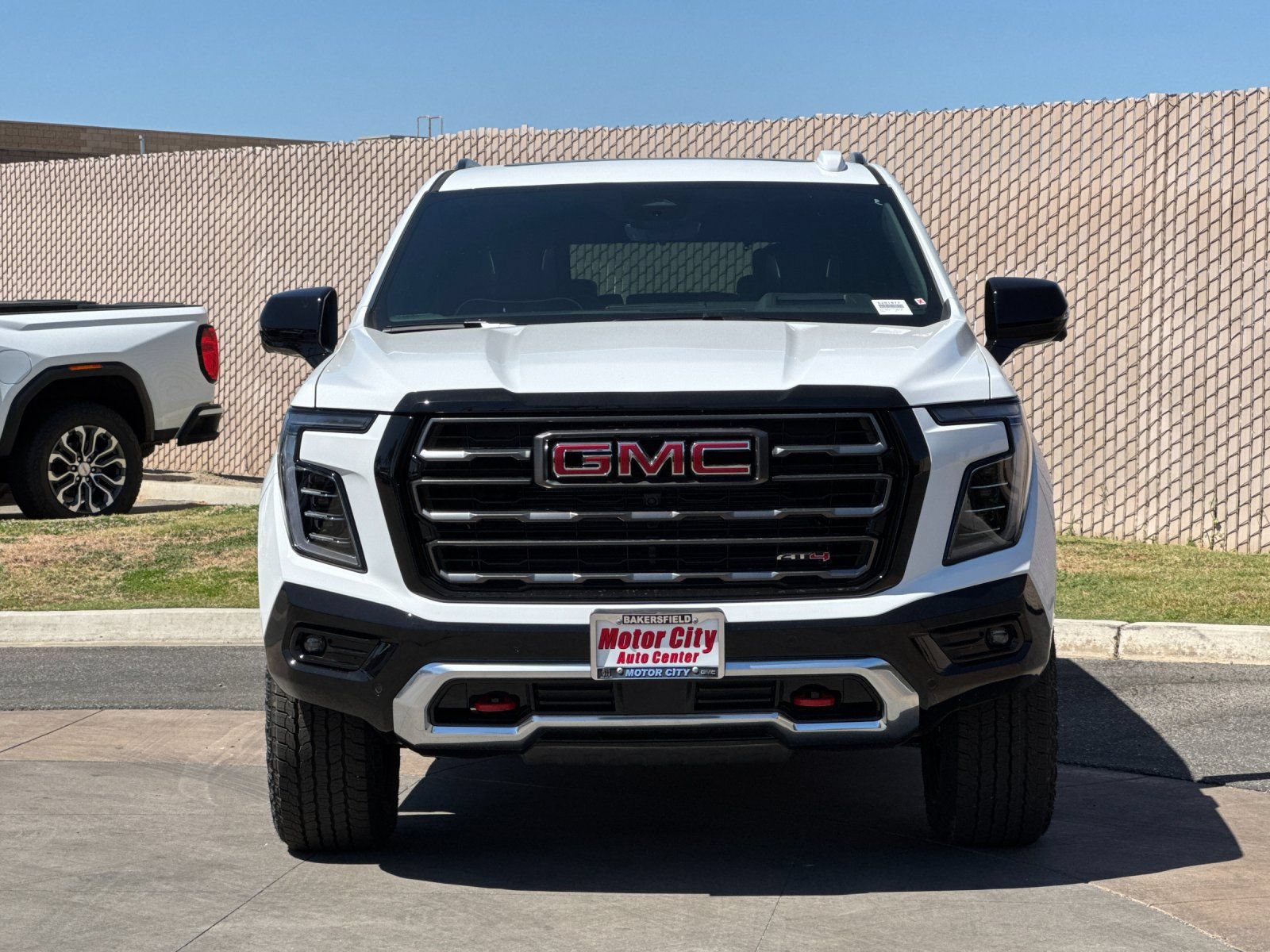 New 2026 GMC Yukon XL AT4 Ultimate AWD/4WD image 9
