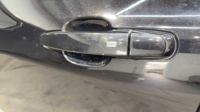 Used 2018 Chevrolet Equinox LS FWD image 11