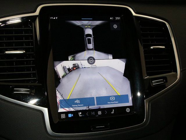 Used 2024 Volvo XC90 T8 Ultimate w/ Protection Package Premier image 21