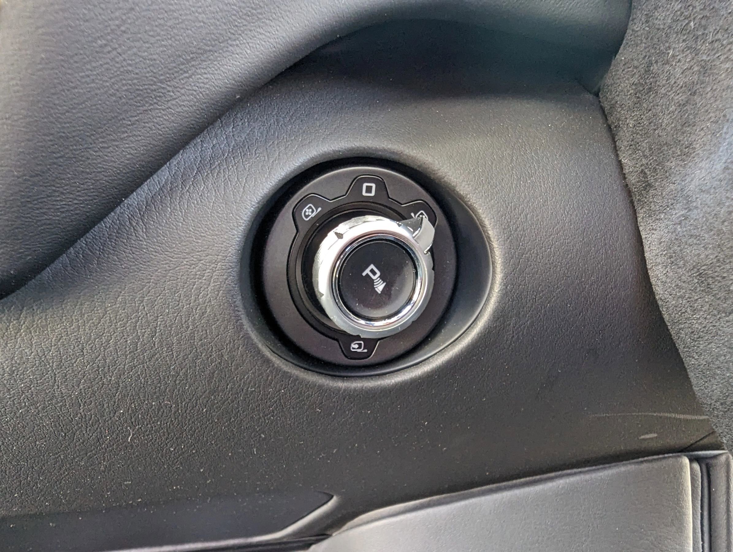 Used 2021 McLaren 720S Luxury image 25