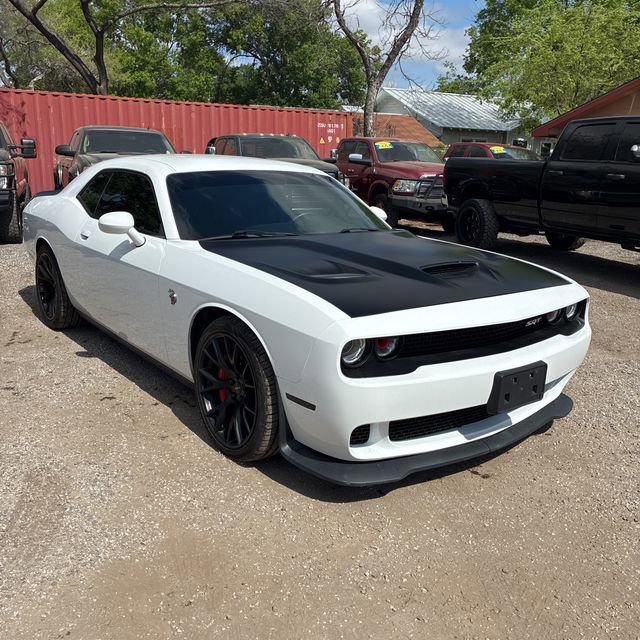Used 2016 Dodge Challenger SRT Hellcat image 6