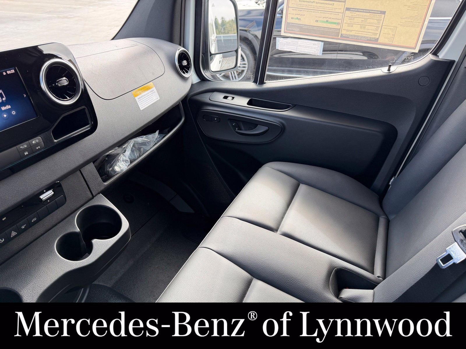 New 2026 Mercedes-Benz Sprinter 2500 image 19