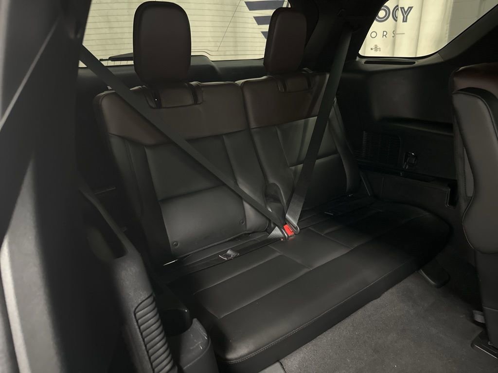Used 2022 Ford Explorer Platinum w/ Equipment Group 601A AWD/4WD image 37