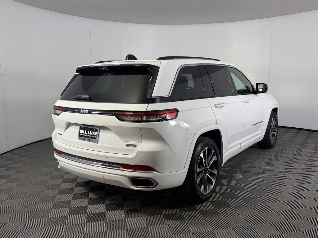 Certified 2022 Jeep Grand Cherokee Overland w/ Advanced Protech Group III AWD/4WD image 7