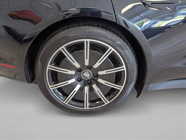 Used 2023 Porsche Taycan w/ Premium Package image 10