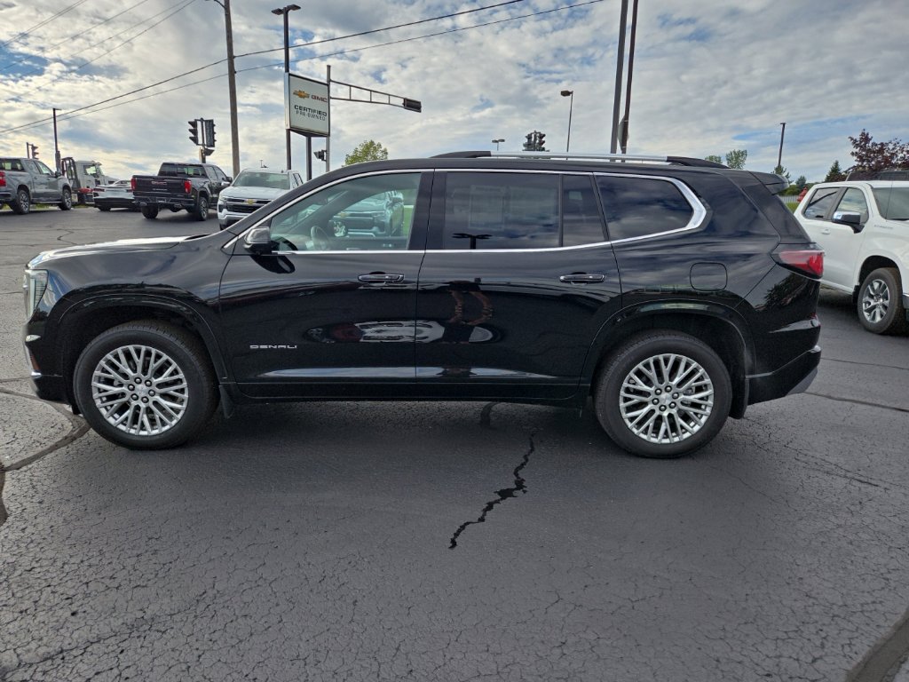 Used 2024 GMC Acadia Denali w/ LPO, Floor Liner Package AWD/4WD image 6