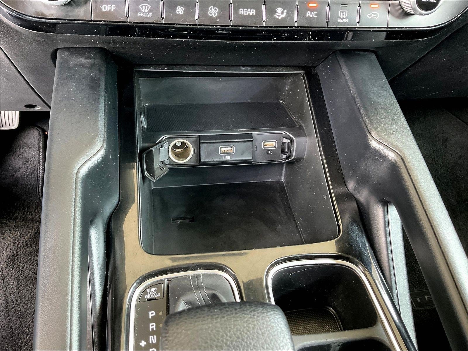 Used 2022 Kia Telluride LX AWD/4WD image 15