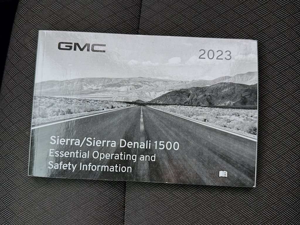 Used 2023 GMC Sierra 1500 SLE AWD/4WD image 34