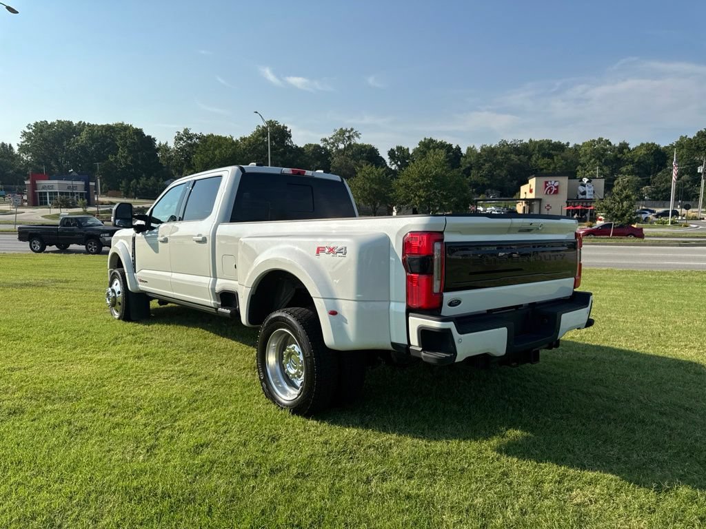 Used 2026 Ford F450 Platinum w/ FX4 Off-Road Package AWD/4WD image 5
