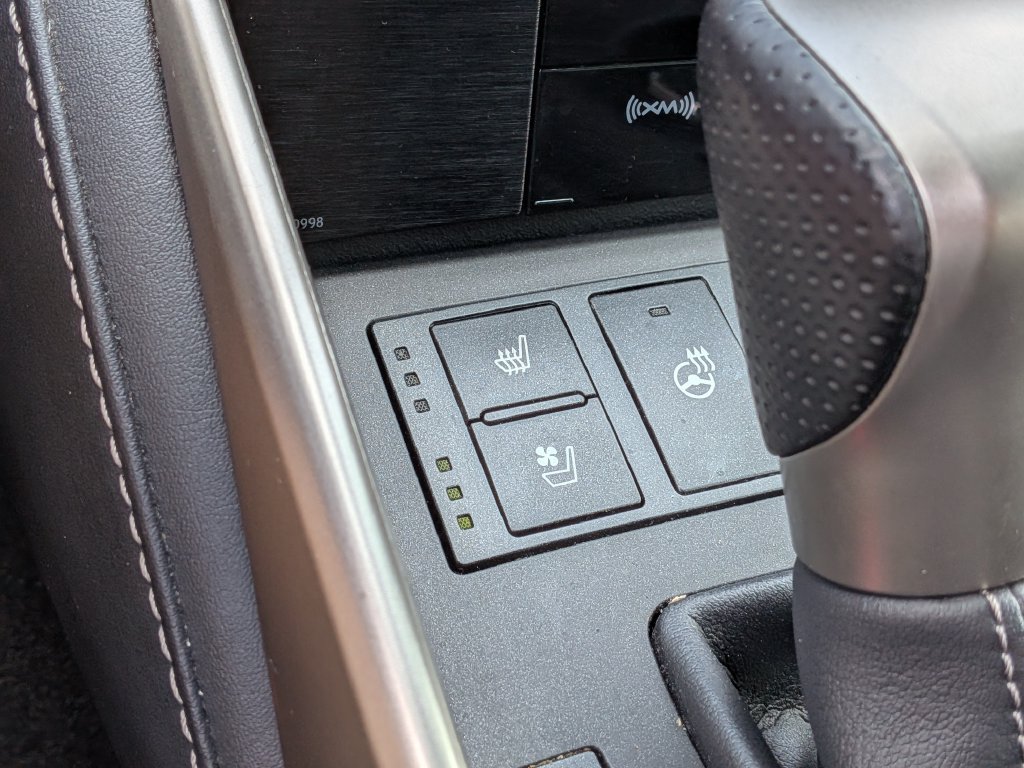 Used 2016 Lexus IS 350 AWD w/ F Sport Package image 31