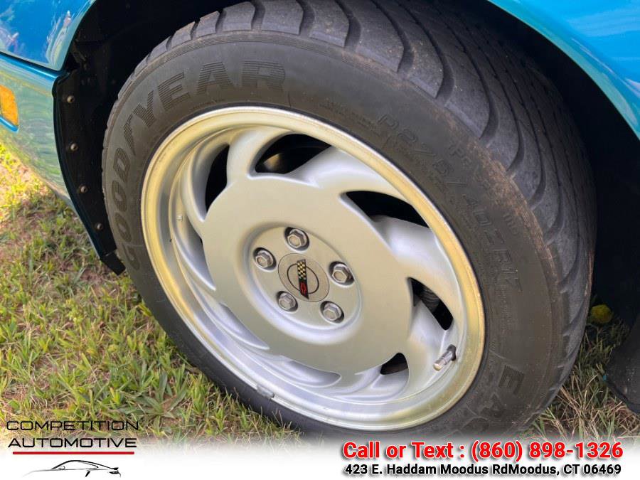 Used 1992 Chevrolet Corvette Coupe image 18