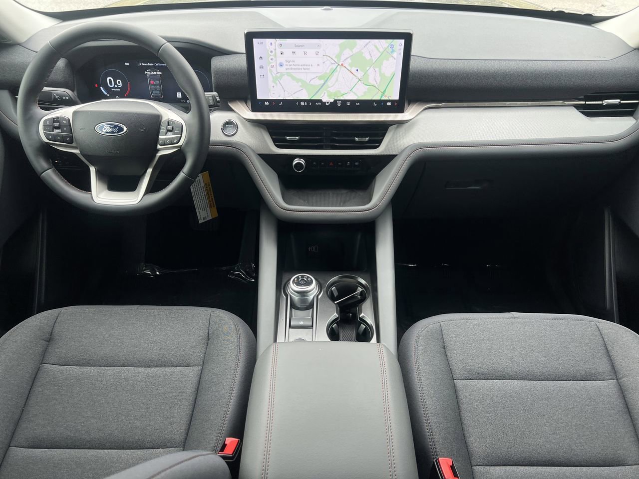 New 2026 Ford Explorer Active image 2