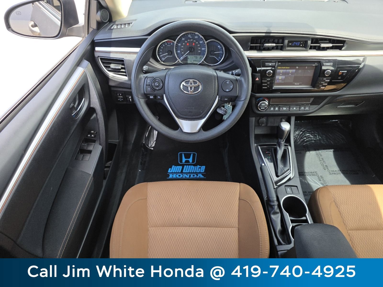 Used 2016 Toyota Corolla LE FWD image 23