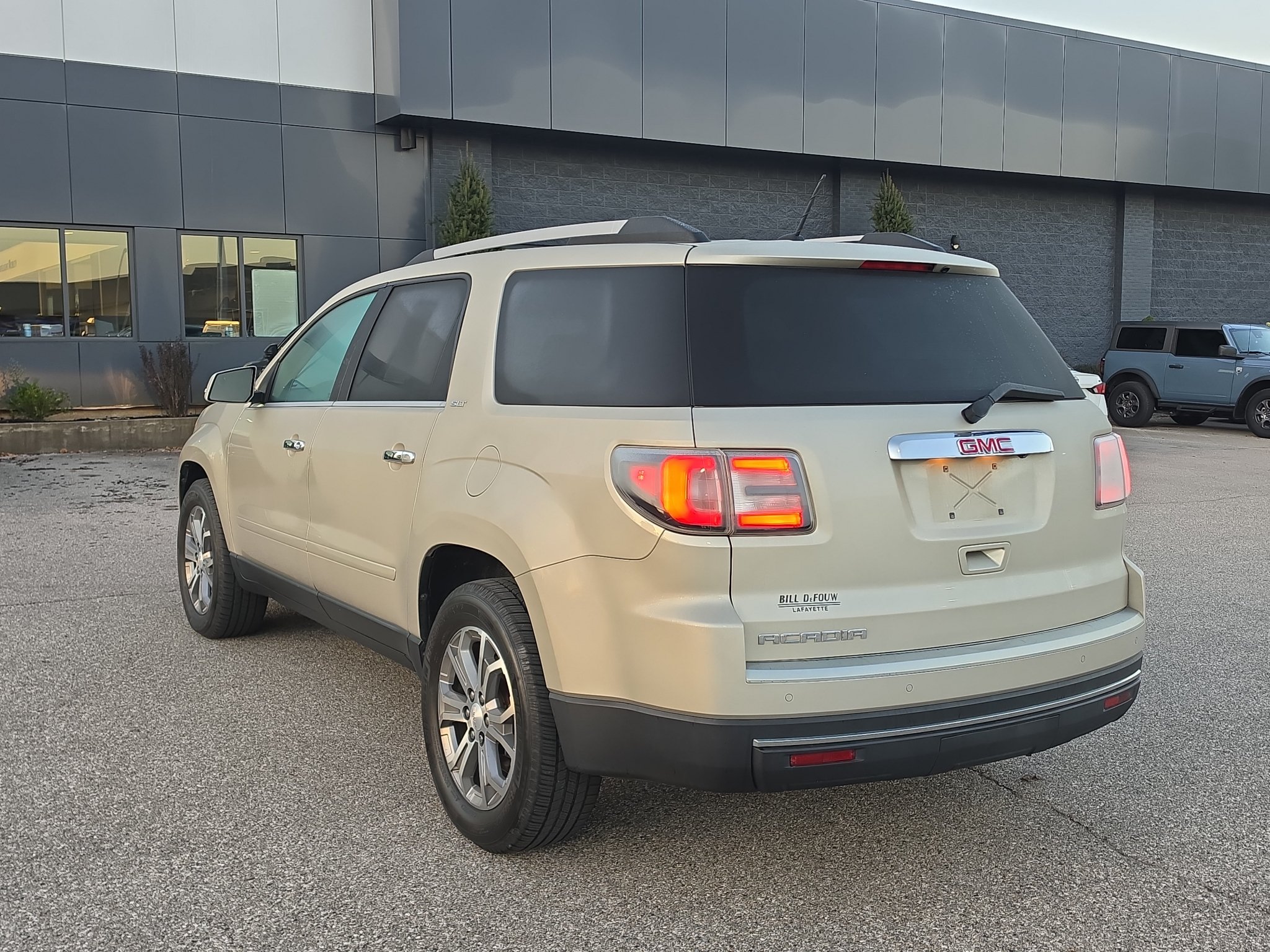 Used 2014 GMC Acadia SLT FWD image 5