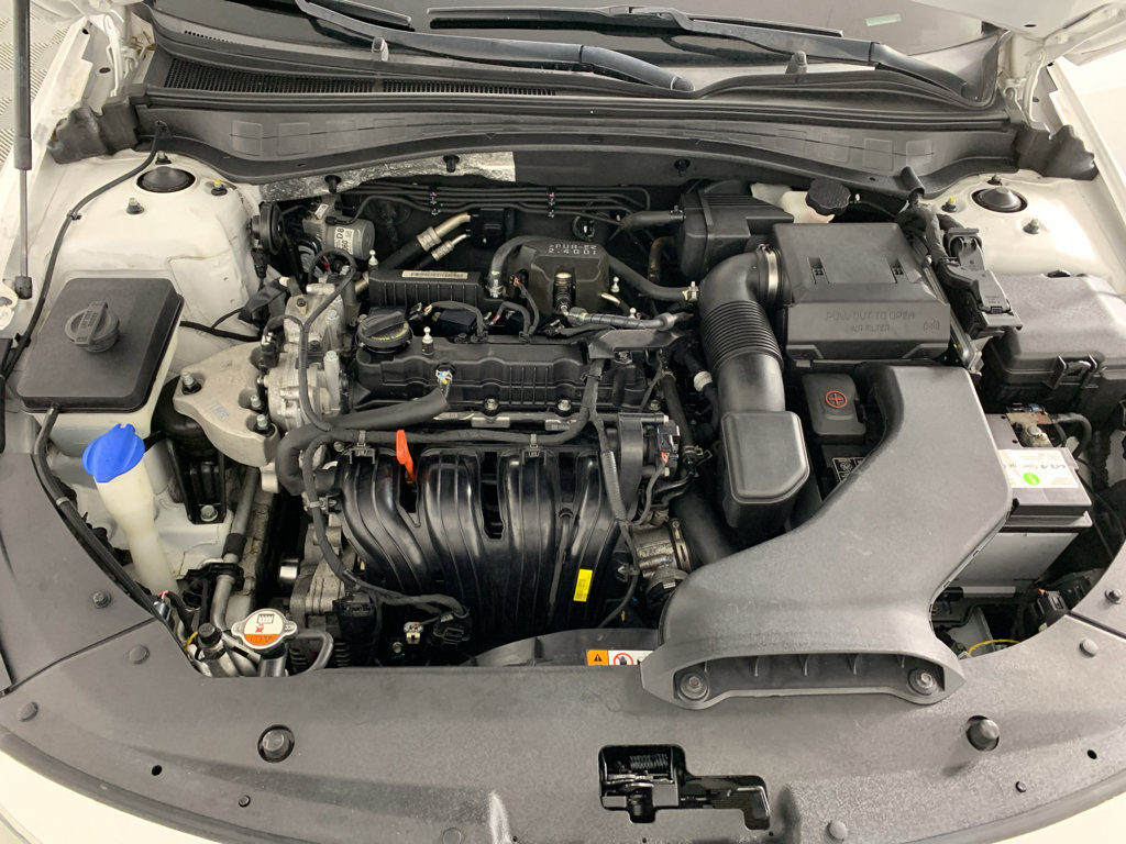 Used 2018 Kia Optima S FWD image 11