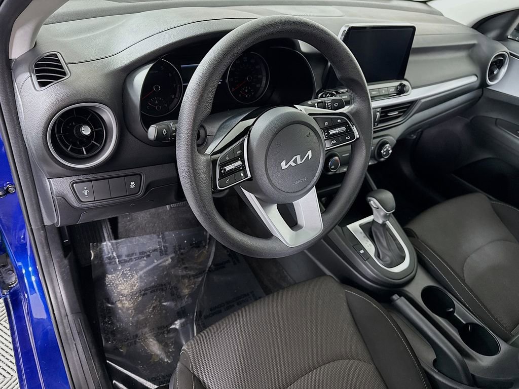 Used 2023 Kia Forte LXS image 16