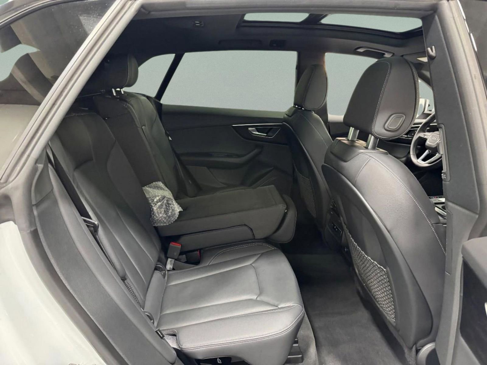 Certified 2023 Audi Q8 Premium w/ Convenience Package AWD/4WD image 29